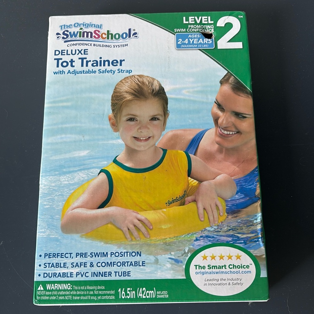 New In Box SWIM SCHOOLLevel 2 Deluxe Tot Trainer 2-4 Years Adj Safety Strap